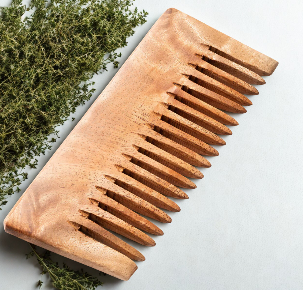 Kacchi Neem Wood Comb | Natural Herbs and Oil treated | Seasoned | Anti-bacterial | Set 0f 3 | - Near to Nature