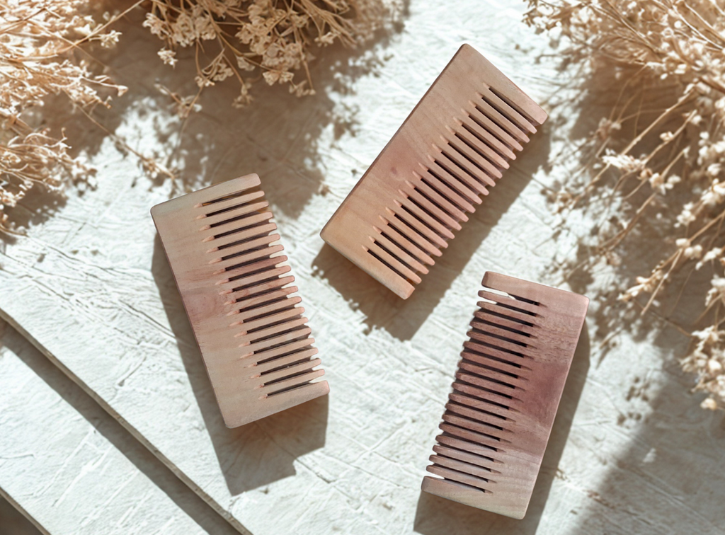 Kacchi Neem Wood Comb | Natural Herbs and Oil treated | Seasoned | Anti-bacterial | Set 0f 3 | - Near to Nature