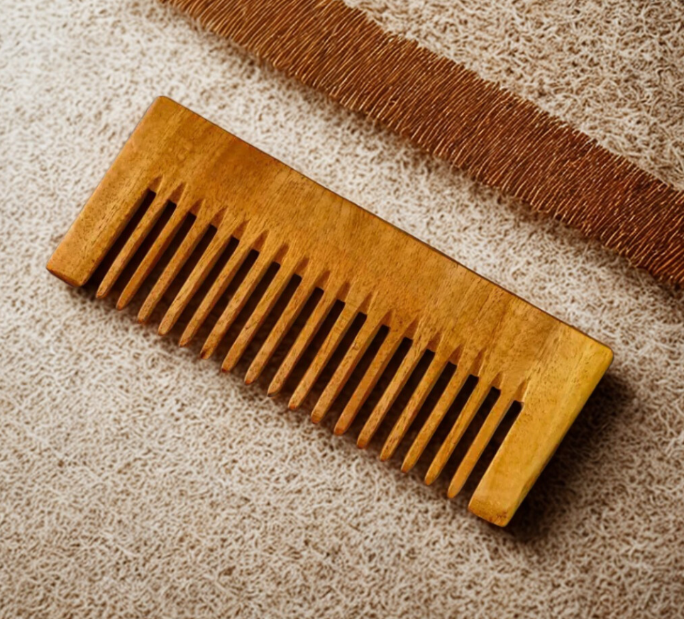 Kacchi Neem Wood Comb | Natural Herbs and Oil treated | Seasoned | Anti-bacterial | Set 0f 3 | - Near to Nature