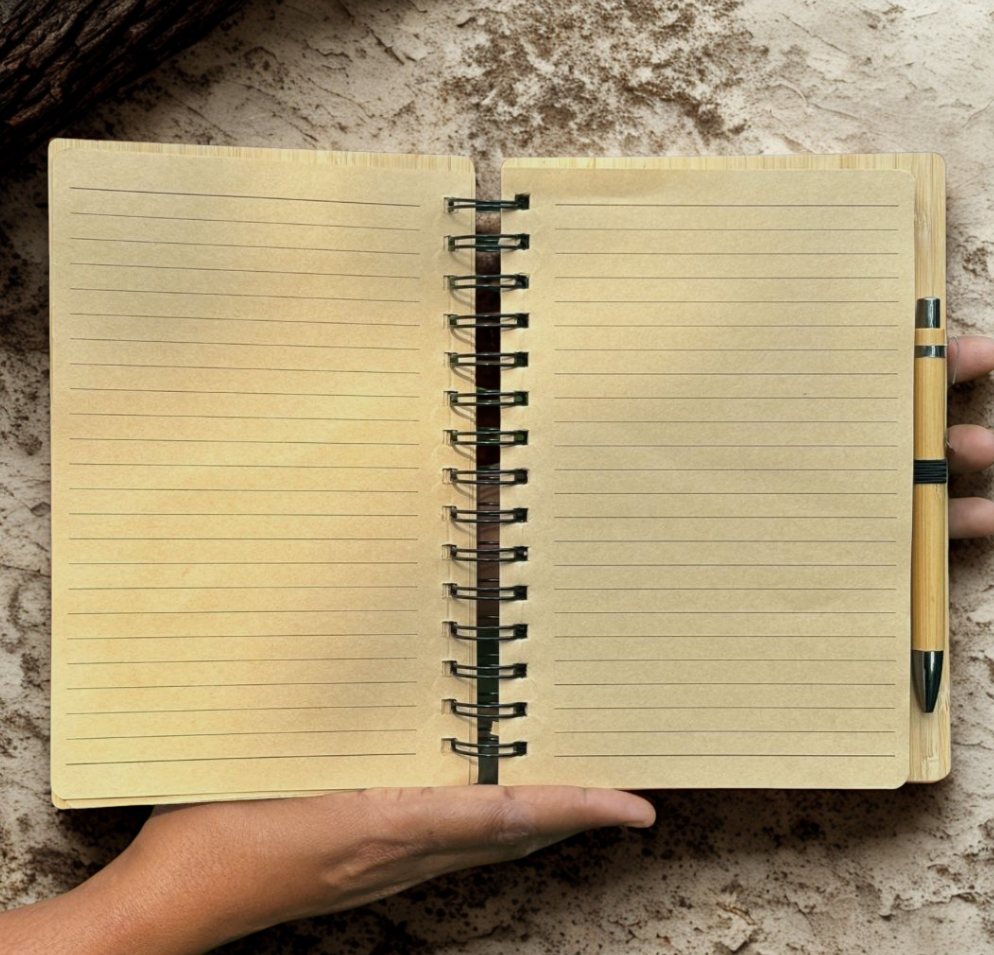Bamboo Diary with pen A5 | Eco-friendly | Sustainable | Natural pages | Vegan | 190 pages 80 GSM | - Near to Nature